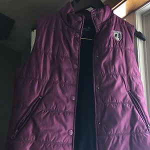 American eagle puffer vest